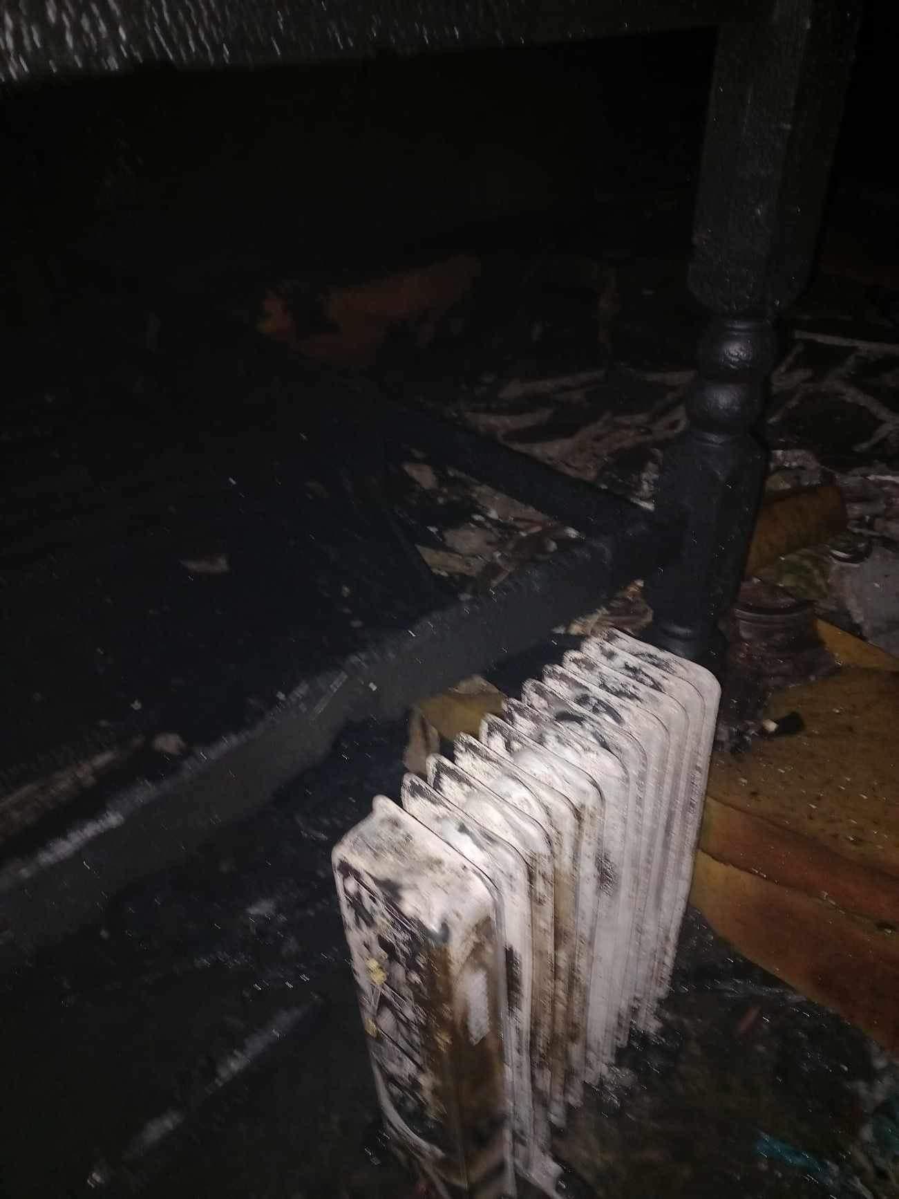 Image accompanying "احتراق منزل في مدينة رقدالين لعائلة هدية تسبب في وفاة ابن و ابنه و دخول الام للعناية
اللهم اغفر لهم و ارحمهم
انا لله و انا اليه راجعون
و نسأل الله الشفاء لل