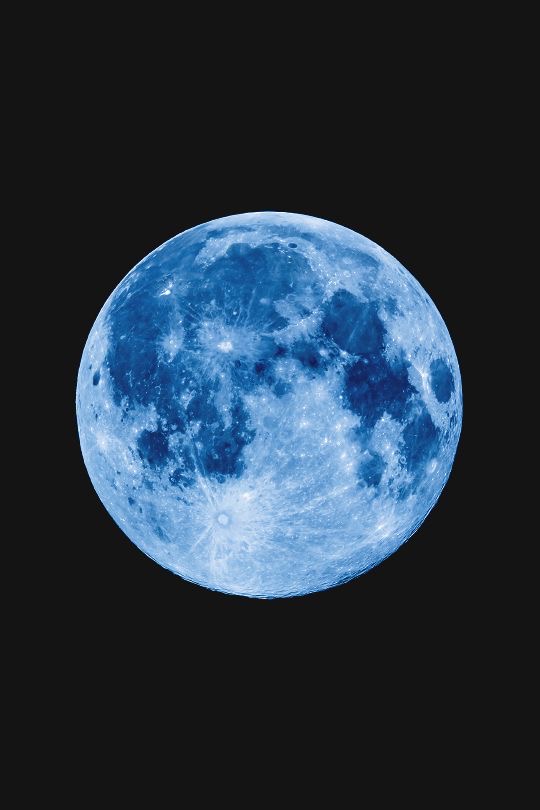 مضلل: ظاهرة القمر الأزرق لا تحدث كل 1000 عام