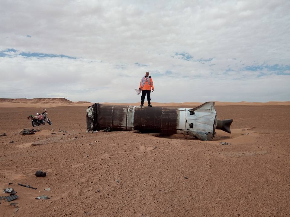 سقوط الصاروخ الصيني في الصحراء الليبية